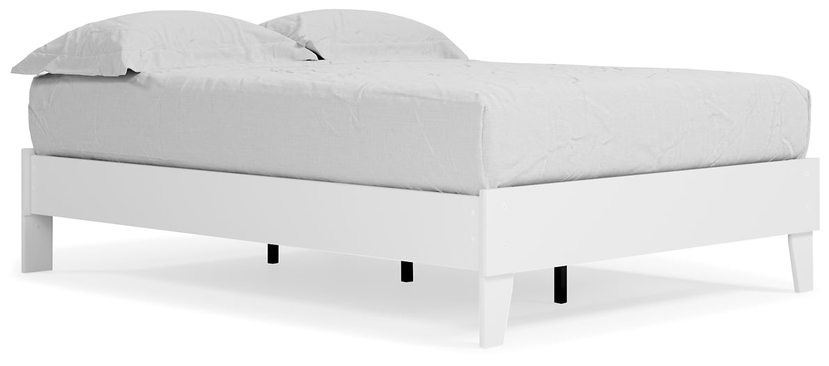 Piperton Platform Bed