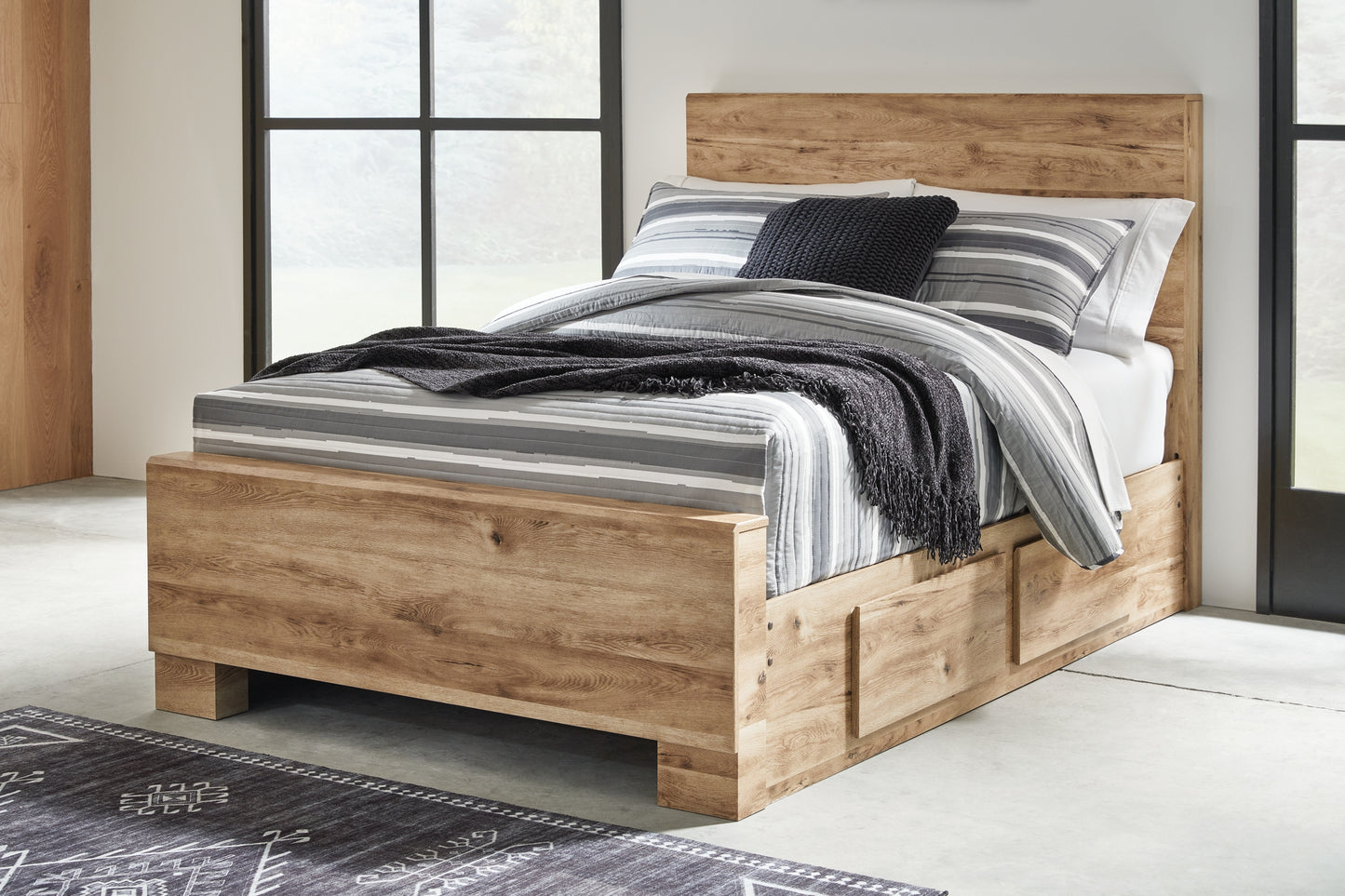 Hyanna Panel Bed With 1 Side Storage