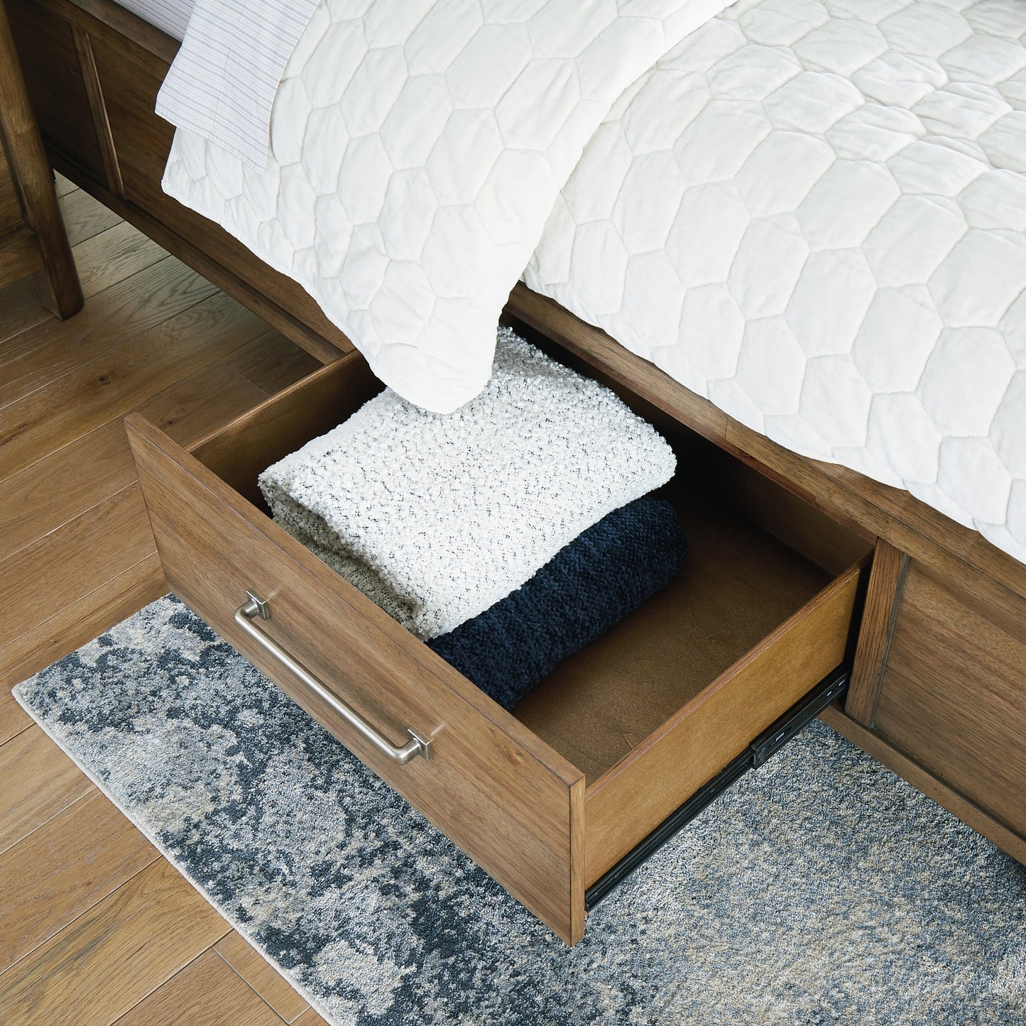 Cabalynn Panel Bed With Storage
