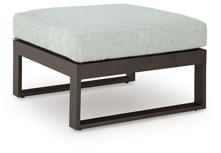 Beachloft 5-Piece Outdoor Sectional with Ottoman