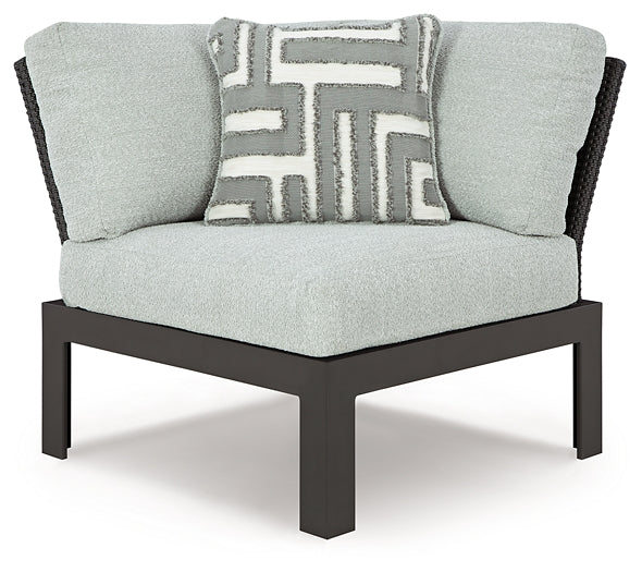 Beachloft 5-Piece Outdoor Sectional with Ottoman