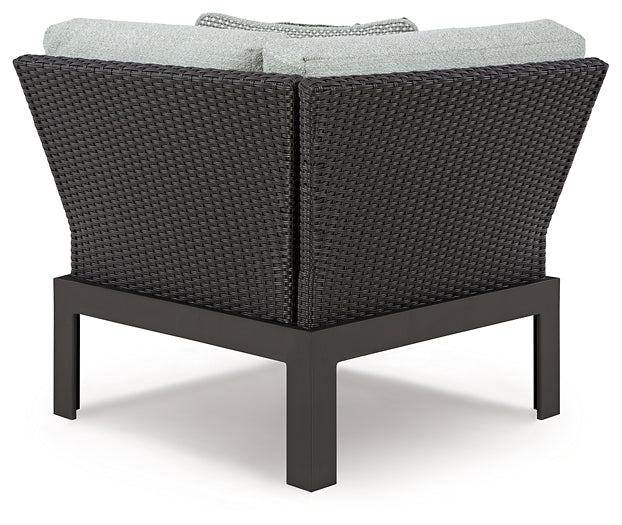 Beachloft 5-Piece Outdoor Sectional with Ottoman